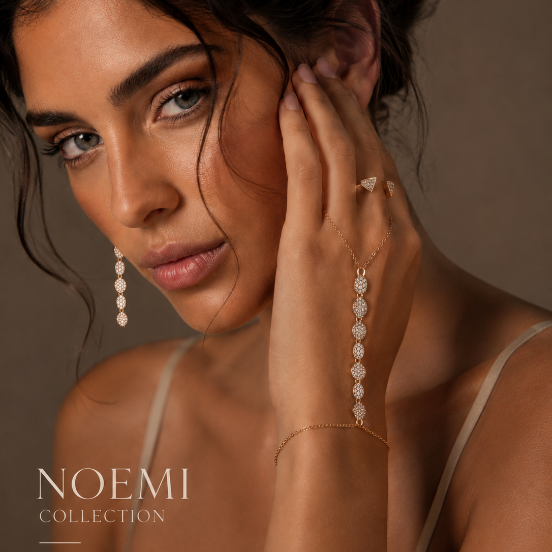 Noemi Handchain