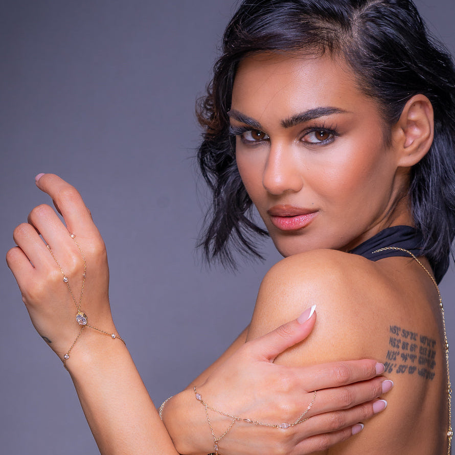 AYLIN hand chain