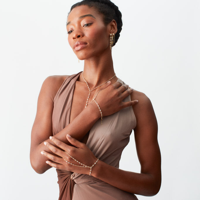 SORAYA hand chain