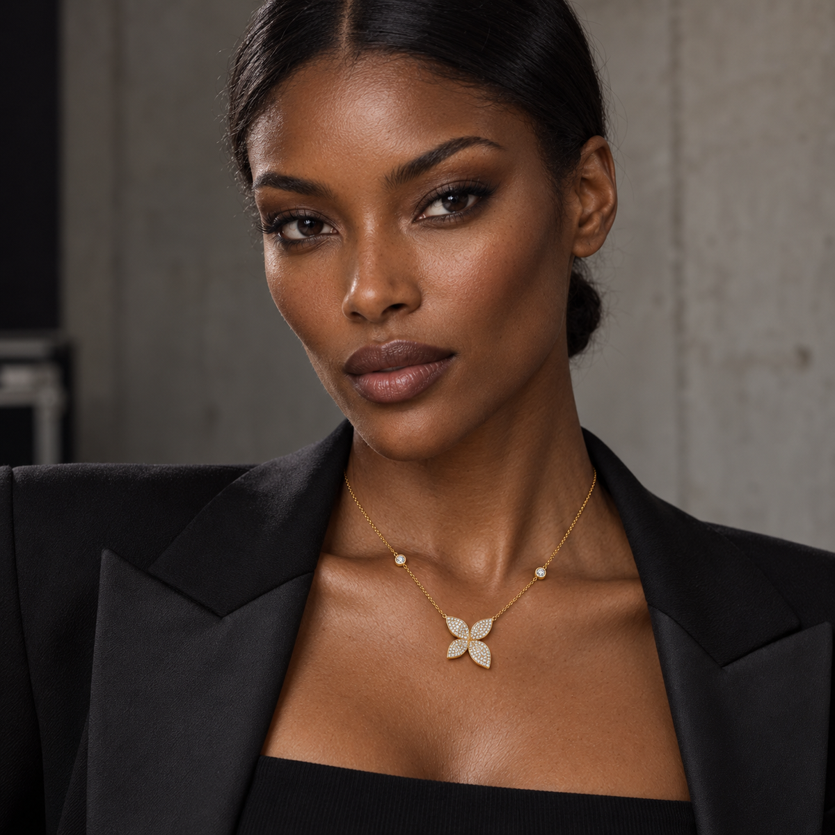 Naima necklace