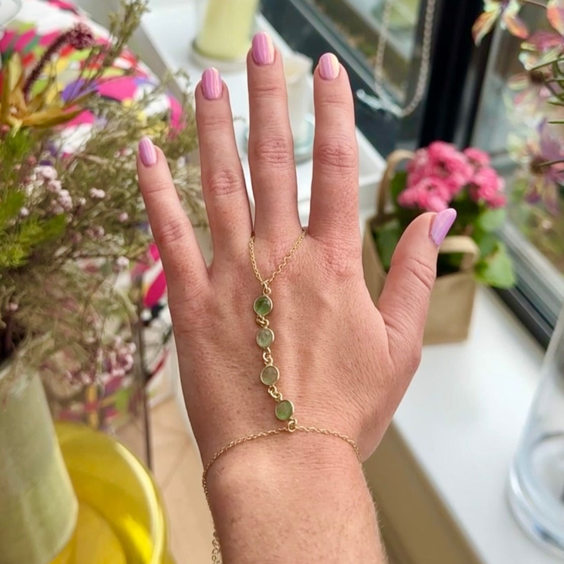 KAIA hand chain